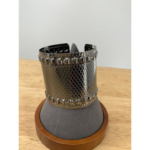 Silvertone Studded Textured Cuff Dark Metal Brass Fashion Jewelry Bracelet - Picture 6 of 10